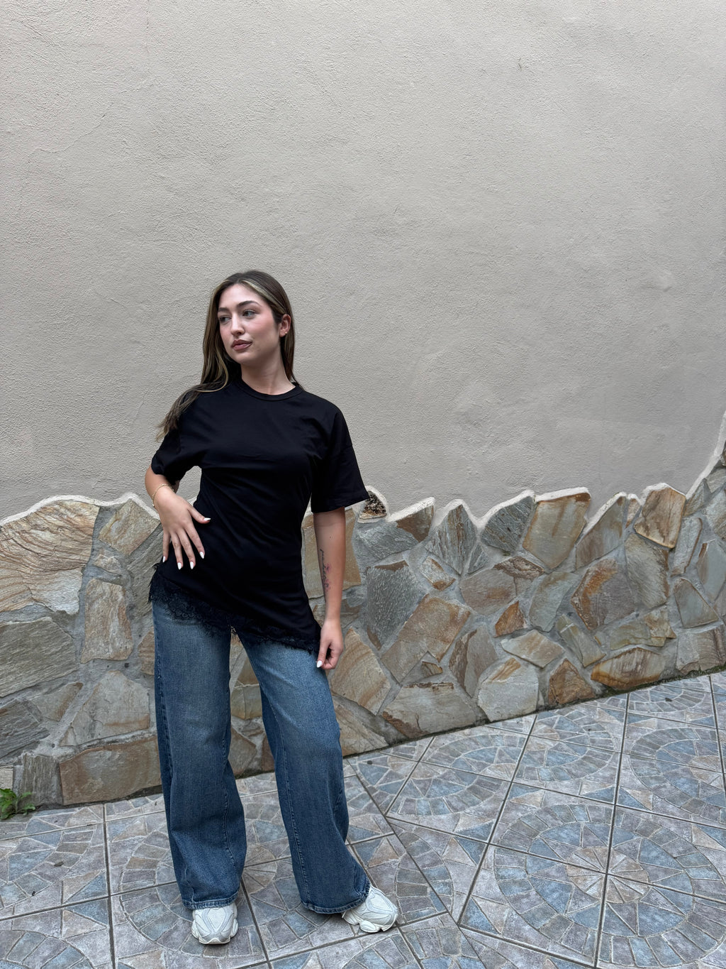T-shirt dettaglio pizzo