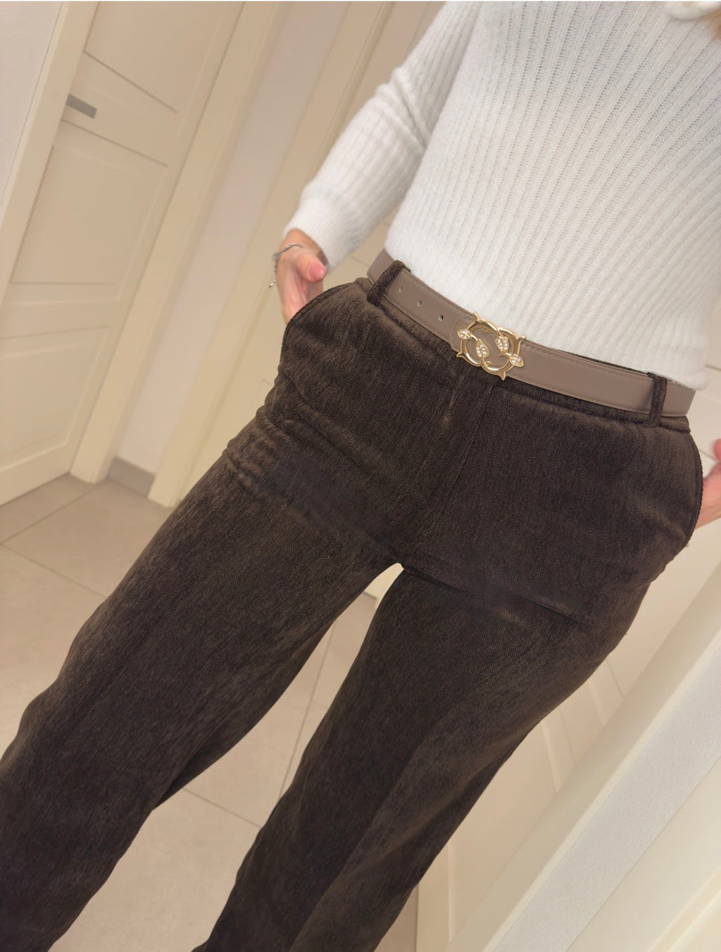 ♥️ Pantalone Brown Essence