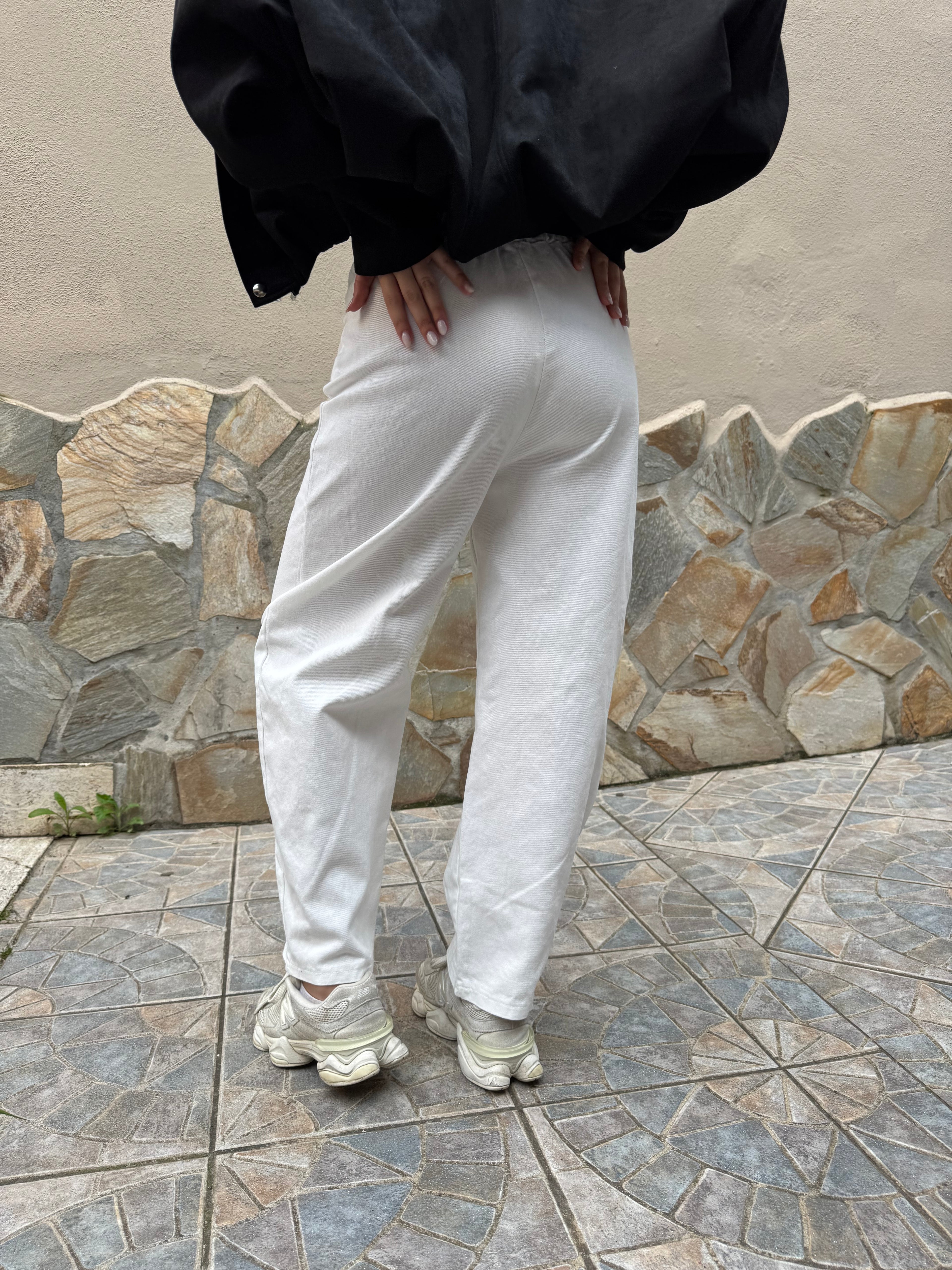 Pantalone “White Essential” Vita Alta