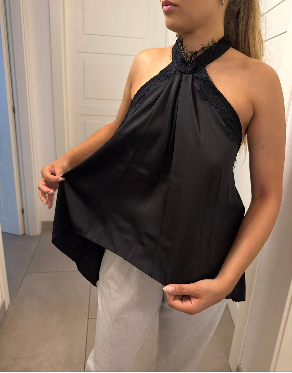 Top Curvy con dettaglio in pizzo