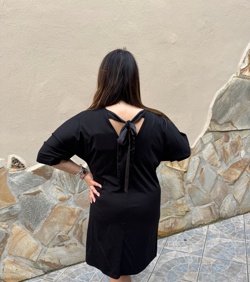 Abito “Effetto Wow” Nero con Fiocco Back