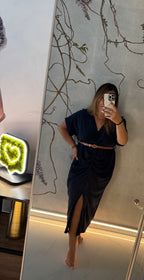 Abito Curvy con arricciatura centrale
