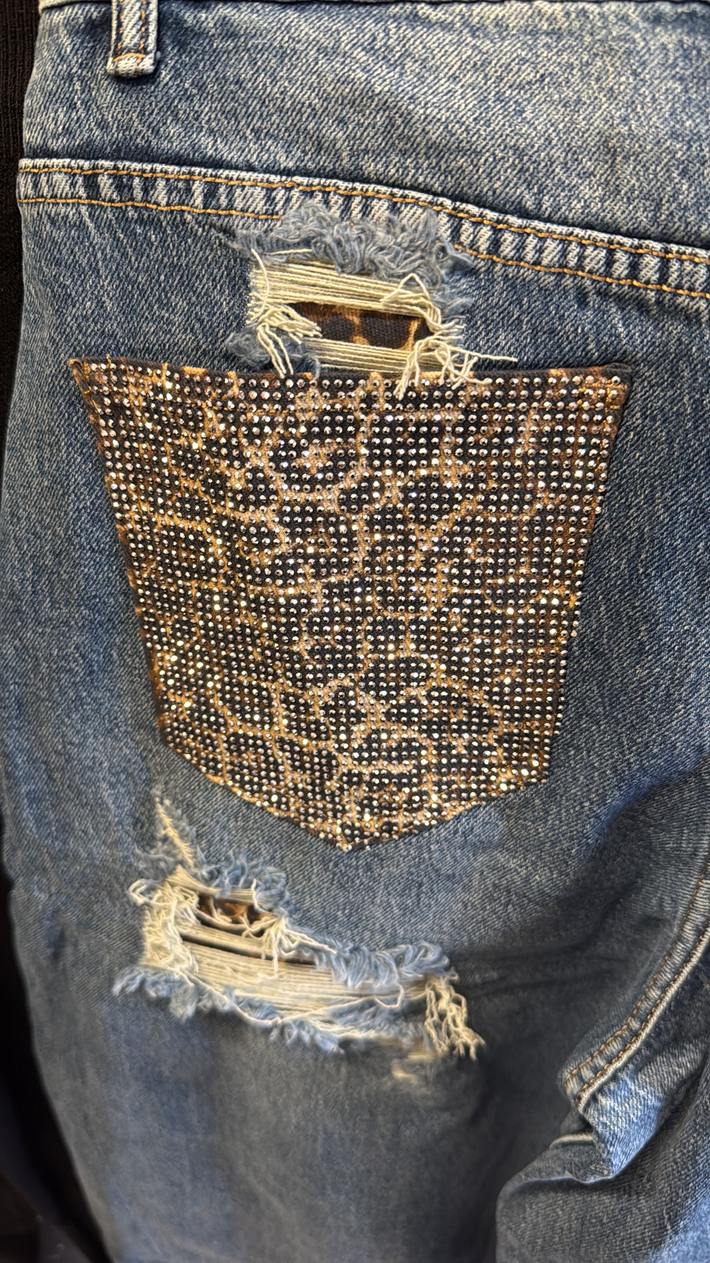 Jeans Balloon maculati e con brillantini