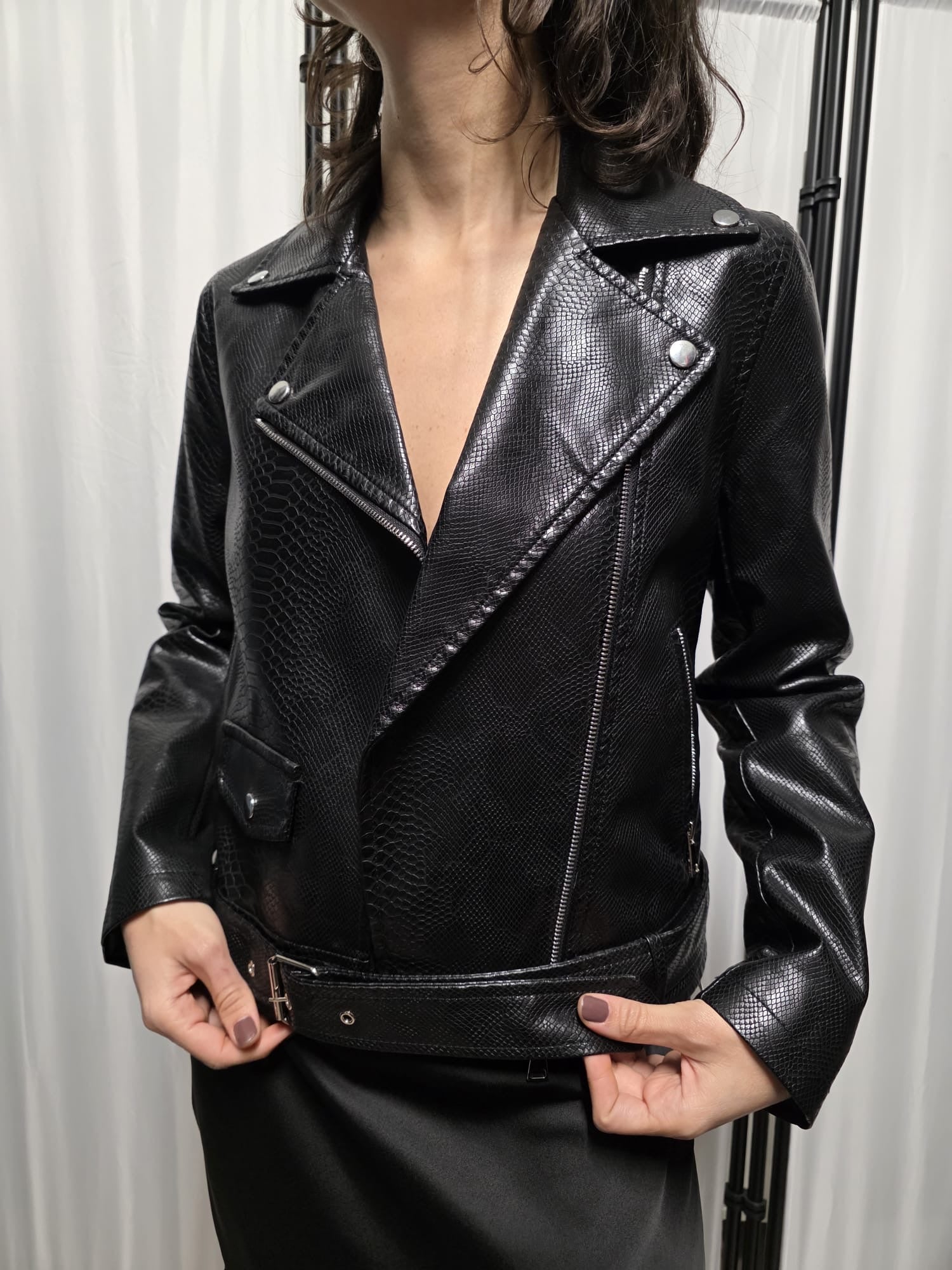 Giacca nera in ecopelle