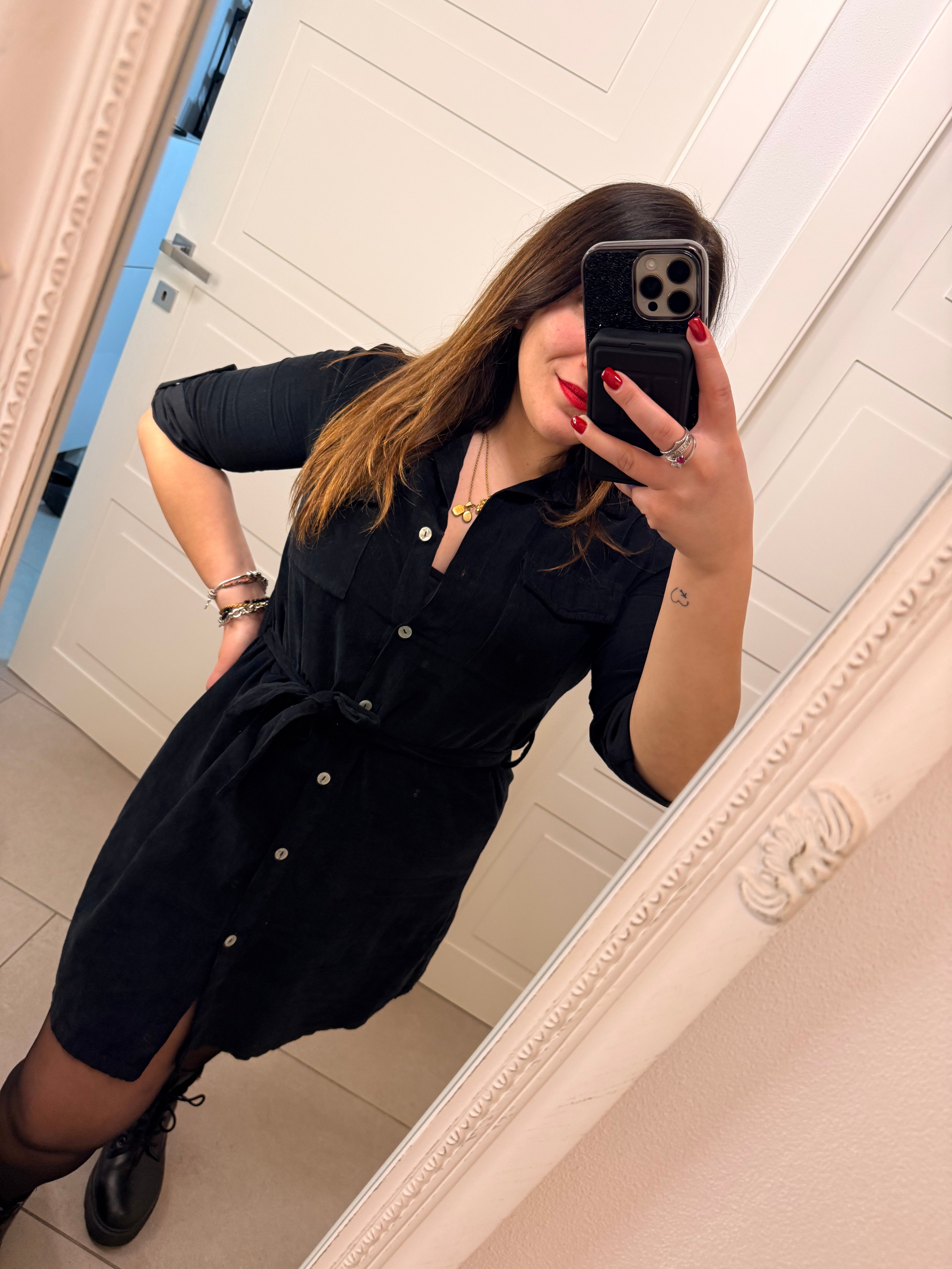 Abito Noir Everyday 👩🏼‍💻✈️