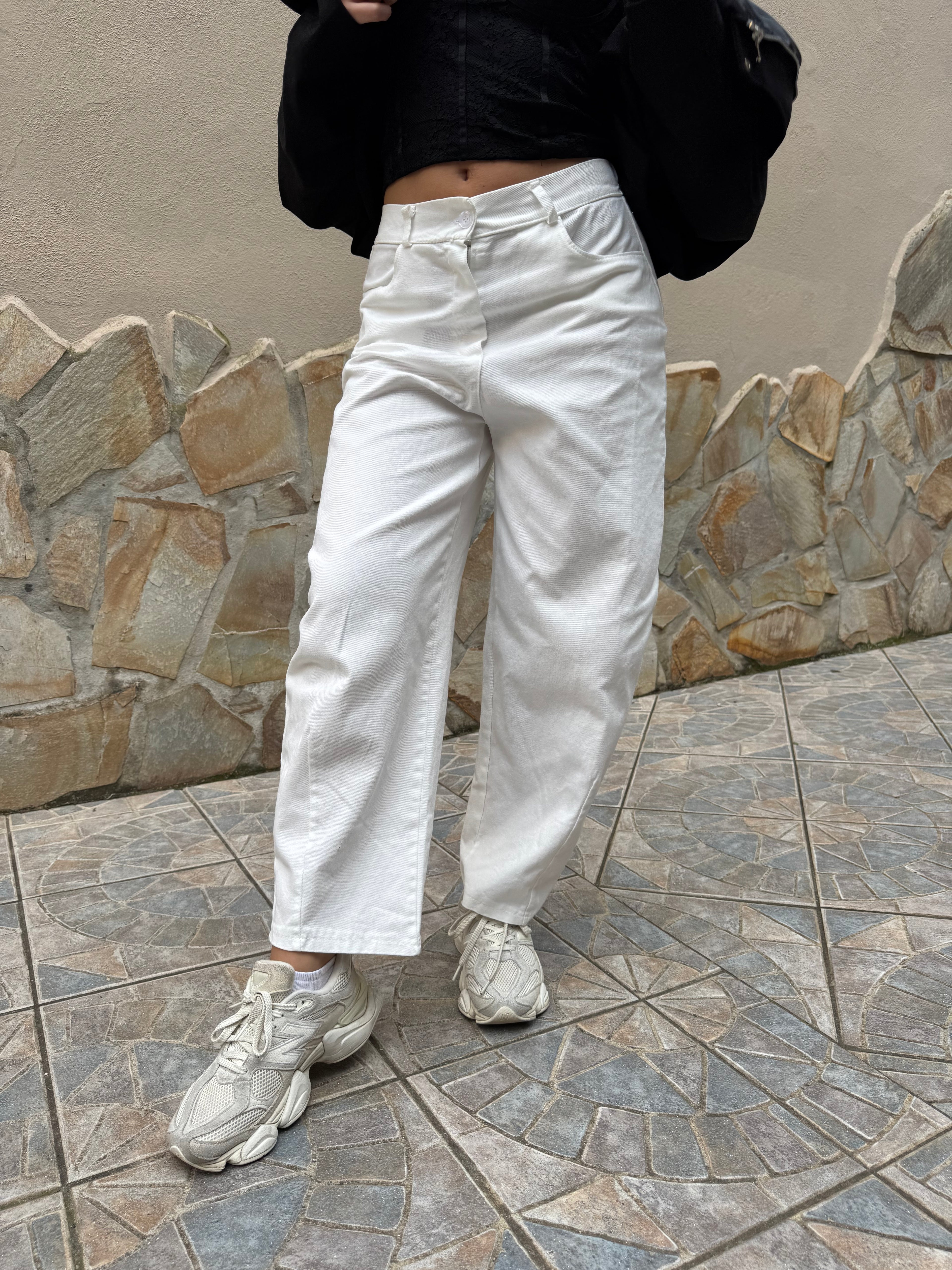 Pantalone “White Essential” Vita Alta