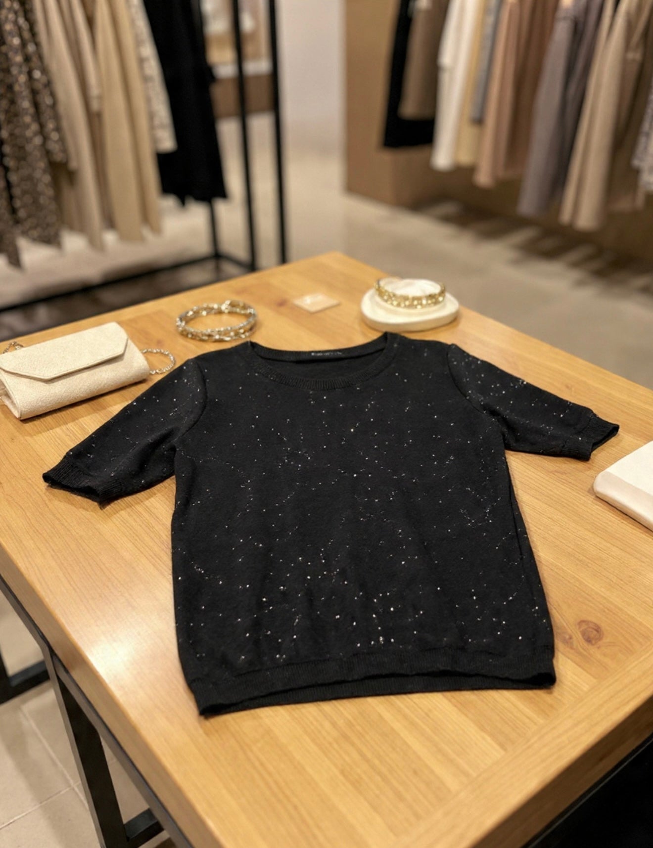 Maglioncino Nero con Micro Brillantini