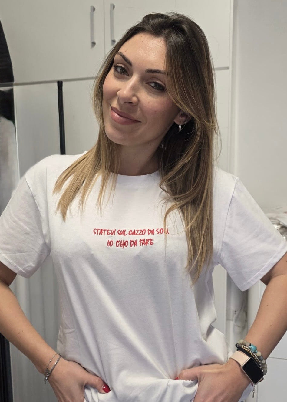 Statevi sul cazzo da soli. Io c’ho da fare.