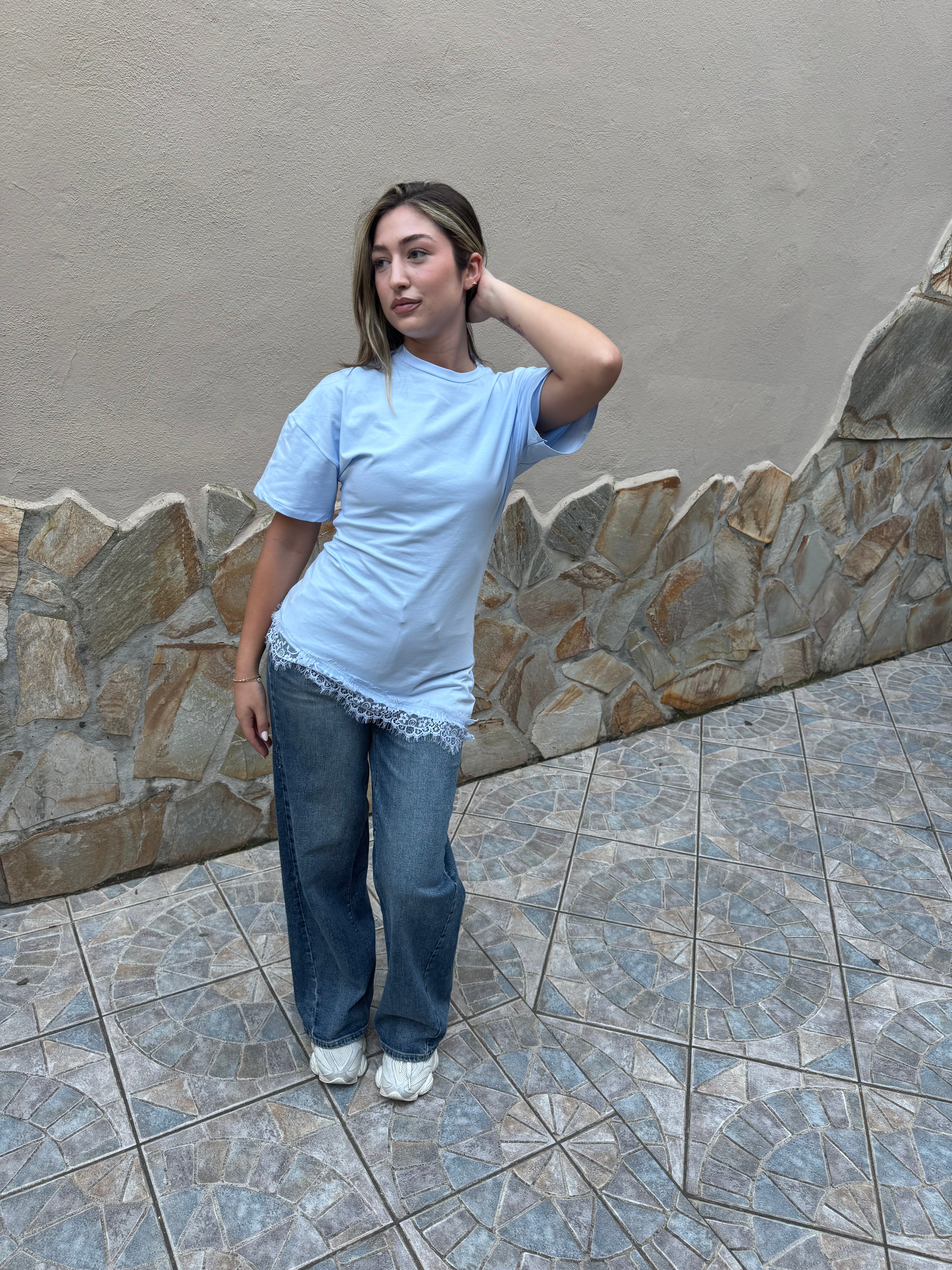 T-shirt dettaglio pizzo