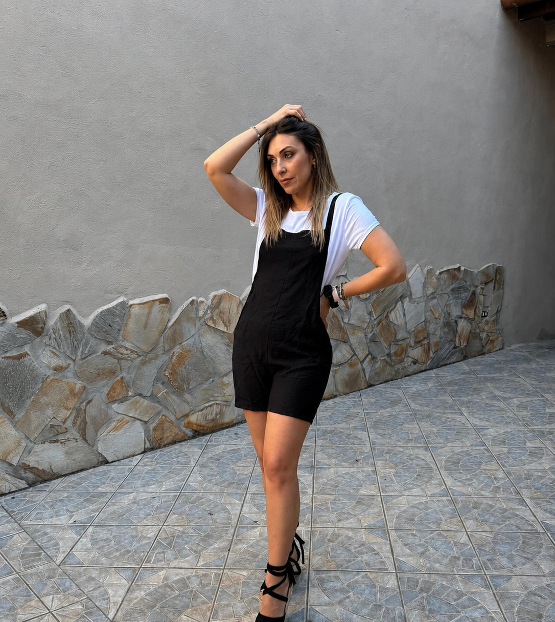 Tutina Pantaloncino “Easy Chic” – Nera