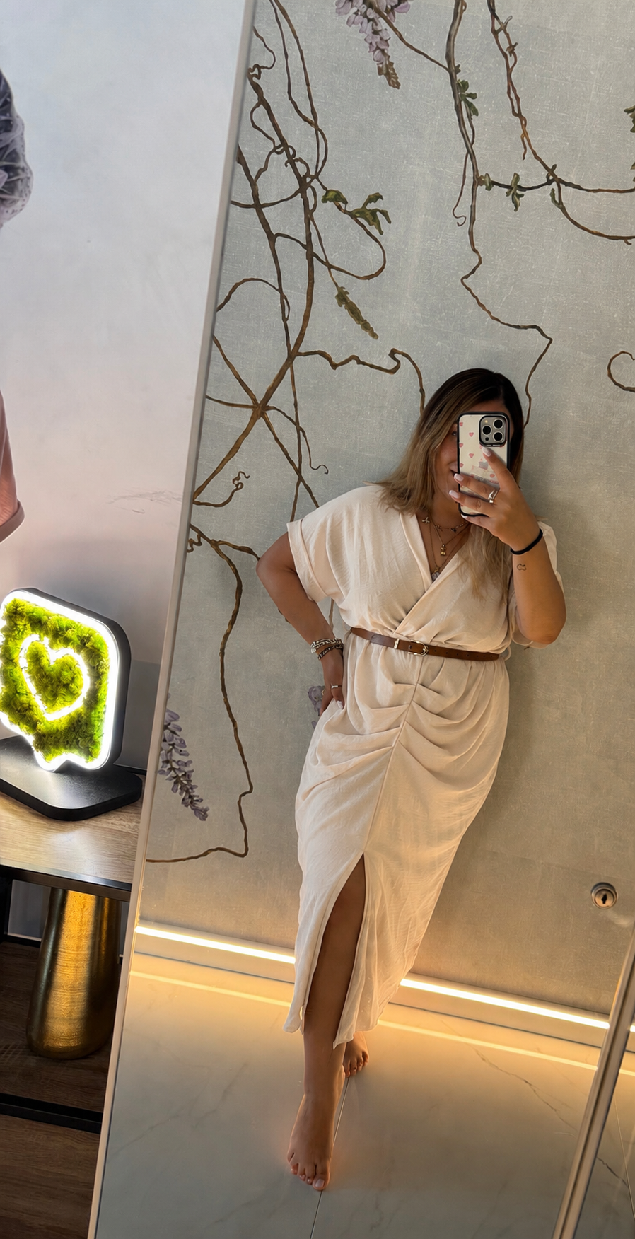 Abito Curvy con arricciatura centrale