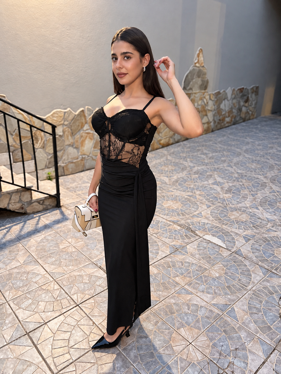 Abito Black Lace