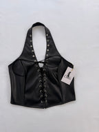 “Rebel Chic” – Top in Ecopelle con Lacci