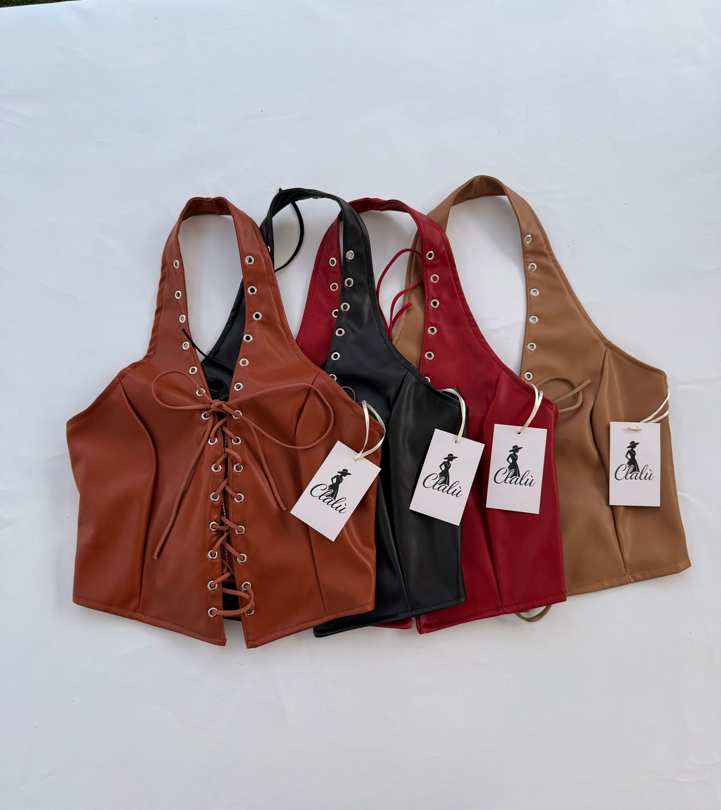 “Rebel Chic” – Top in Ecopelle con Lacci