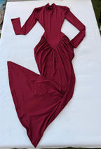 Abito Aisha – Cut Side Elegance