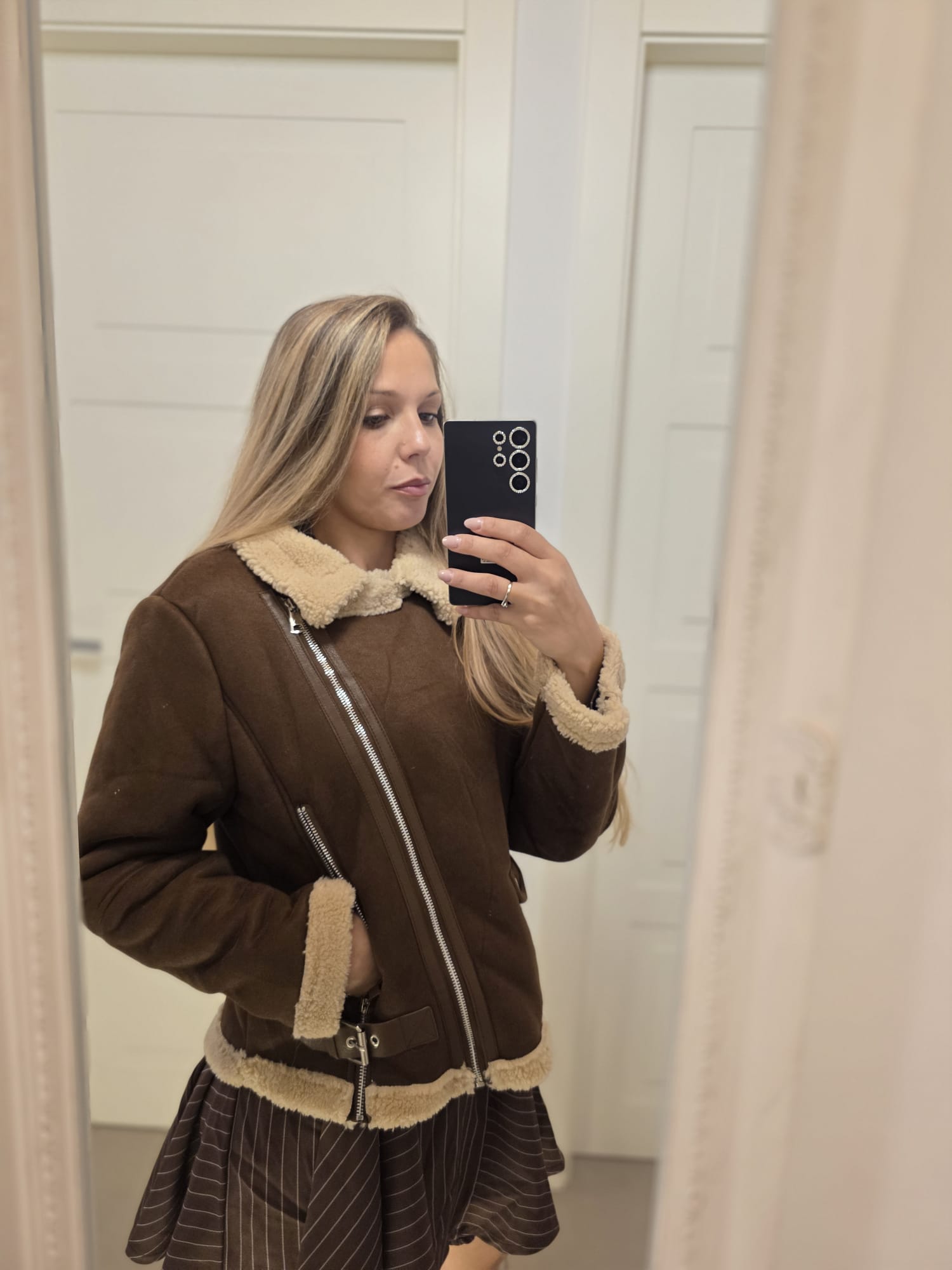 Giubottino Teddy Marrone – Effetto Pelle Vellutata